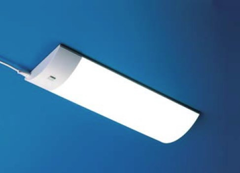 Линия светильников с опц. розетками Elektra LD 2001 для освещения кухонных столешниц - отдельный светильник Линия светильников с опц. розетками Elektra LD 2001 для освещения кухонных столешниц - отдельный светильник