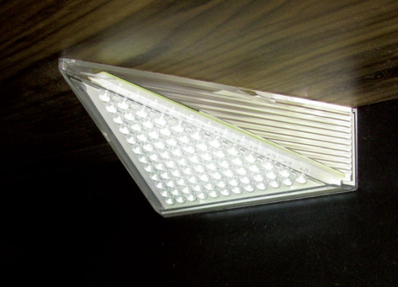 Светильник для освещения кухонных столешниц LD 7002 HV