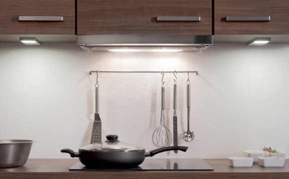 Светильник для освещения кухонных столешниц LD 8002 Светильник для освещения кухонных столешниц LD 8002