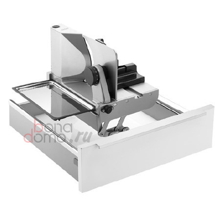 Встраиваемая ломтерезка Ritter AES 72 S - в рабочем положении Встраиваемая ломтерезка Ritter AES 72 S - в рабочем положении