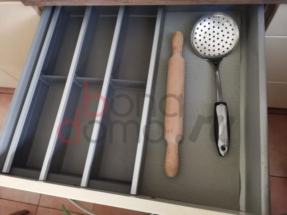 Лоток для столовых приборов Cuisio, графит, с боковой стенкой, для частичного заполнения ящика (Ninka, Германия) Лоток для столовых приборов Cuisio, графит, с боковой стенкой, для частичного заполнения ящика (Ninka, Германия)