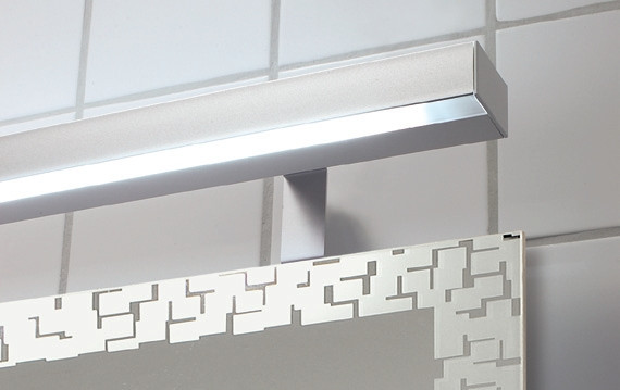 Светильники для зеркал LD 2005 U