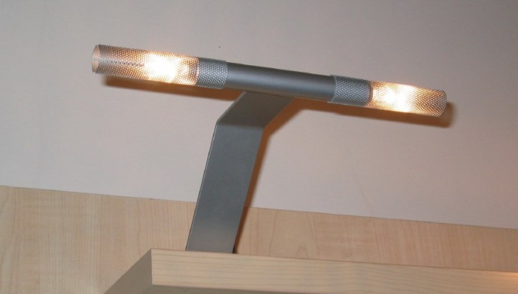 Светильник для монтажа над шкафами Stixx (Wessel, Германия)